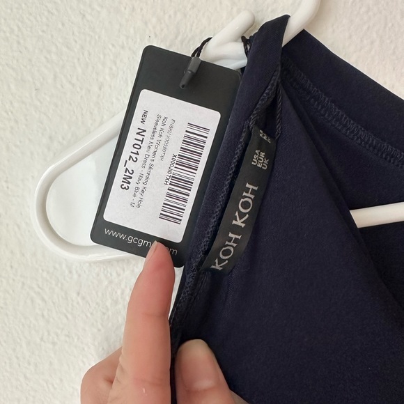 Formal navy halter dress with keyhole back - Picture 7 of 10